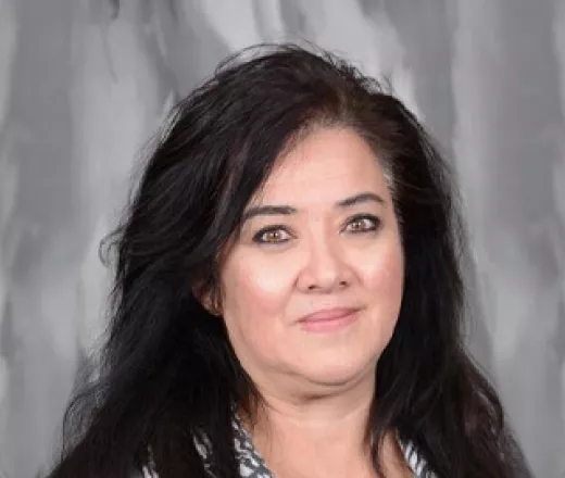 Sherry Syakhasone, Director